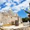 Beautiful trulli property with pool near Ostuni