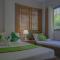 The Palms Resort & Bar - San Narciso