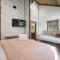 Grand Hideaway