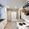 State Street Cottage, Suite 2