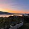 Maisonnette vue panoramique lac dAnnecy