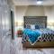 Laketown Wharf Resort 1036 By Aneliya