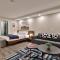 NEW Killington Studio with Kitchenette, WiFi, TV, Fireplace, Close to Resort on the Shuttle Route, 213 condo