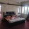 Cozy 4-bedroom rental apartment with free parking - سريناغار