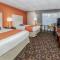 Howard Johnson by Wyndham Oklahoma City OKC Airport, Fairgrounds, I40