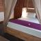 Brahmanhut - Eco Hut experience in harmony with nature, wellbeing and spirit - Bain Boeuf