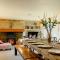 Wisteria View with hottub & cabin sleeps 20 - 奇彭纳姆