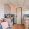 Outbak Shepherds Hut
