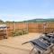 Outbak Shepherds Hut - Cheltenham
