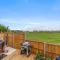 Outbak Shepherds Hut - Cheltenham