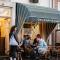 Long Johns Pub & Hotel