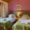 Copper Beech Lodge with Hot Tub