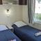 Cottage flottant jacuzzi privé en option gamme supérieure - 圣让德洛讷