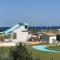 Maison T3 face à la mer, 4 pers, parking privé, plage ~500m, commerces proches - FR-1-81-72