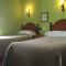 Hotel Hermanos Macias
