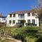 3 Bed Ground Floor Apartment - Hot Tub Optional Upgrade