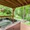 Creek Sound Chalet