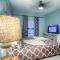 Laketown Wharf 831 By Aneliya