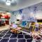 Laketown Wharf 728 By Aneliya