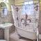 Vintage Louisiana Vacation Rental Home