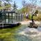 Awesome Home In Le Pontet With Jacuzzi - 莱蓬特