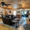 Wonderful cabin tucked in the woods /w Hot tub - Mountain City