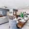 7663 Oakmoss Loop