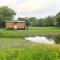 Mountbatten Shepherds hut & Buckhurst Shepherds hut - 阿什福德