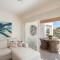 Calmaliving Seaside apartments with pool
