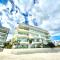 Emerald Suites