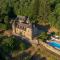 Château de Chauvac - Chambres et table d'hôtes avec vue sur la rivière - Bassignac-le-Bas