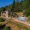 Château de Chauvac - Chambres et table d'hôtes avec vue sur la rivière - Bassignac-le-Bas