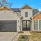 Luxury (Less than mile from AT&T Stadium/GlobeLife) GameRoom/Basketball Hoop
