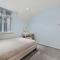 Hampstead Opulence Apartment - Luxurious Split Level Property - Londra