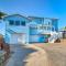 Gold Beach Home with Hot Tub, quarter Mi to Beach!