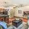 Dwtn Condo 4 Blocks to The Wilmington Riverwalk!
