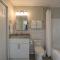 Ranch Style Home & Plenty Of BKYD Space Near KSU - Marietta