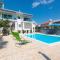 Family friendly apartments with a swimming pool Vrsi - Mulo, Zadar - 20732 - Vrsi