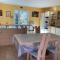 Maison lumineuse avec jardin, 3 ch., proche centre de Céret, jusquà 6 pers., animaux bienvenus - FR-1-703-49