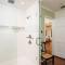 New! Spanish Gem-HotTub-Pool-Mins to River Walk - سان انطونيو
