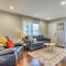3 Mi to Empower Field Denver Home with Fire Pit - دنفر