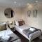 Wentworth Drive Contractor and family 3 bed Home Grantham