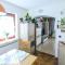 2 Bedroom Cozy Apartment In Arrach