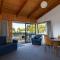 Unit 2 Kaiteri Apartments and Holiday Homes