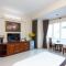 Queen Garden Hotel & Apartment
