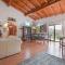 Amazing Home In Santa Teresa Di Riva With Kitchen