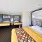 Super 8 by Wyndham Humboldt - Humboldt
