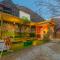 Jungle Hostel by Whoopers