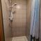Sheridan House - Self contain flats Long or Short Stay Special Rate Available