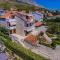 Apartment in Dugi Rat with sea view, balcony, air conditioning, WiFi 5132-4